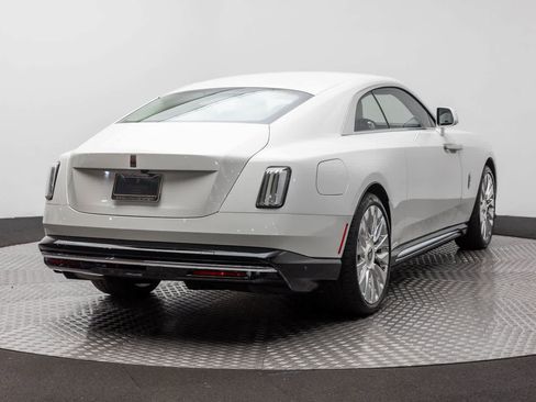 New 2026 Rolls-Royce Spectre image 2