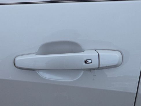 Used 2016 Chevrolet Malibu LT FWD image 10