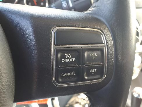 Used 2018 Jeep Wrangler Unlimited Rubicon w/ Connectivity Group AWD/4WD image 20
