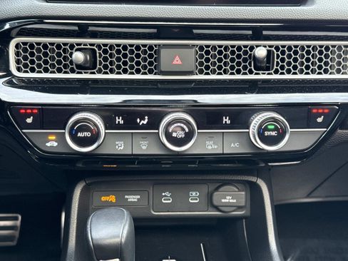 Used 2025 Honda Civic Sport Touring image 6