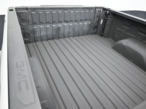 Used 2023 GMC Sierra 1500 Elevation w/ Preferred Package AWD/4WD image 43