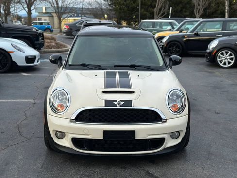 Used 2011 MINI Cooper S image 3