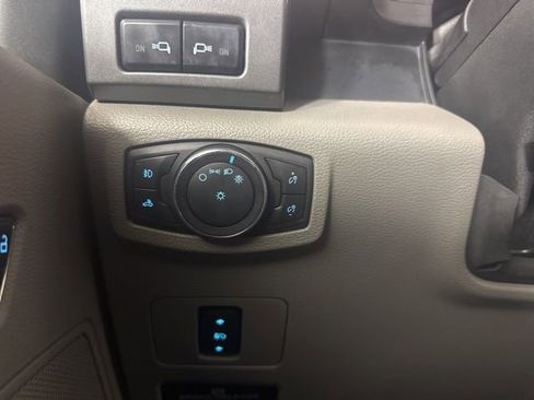 Certified 2020 Ford F350 XLT w/ XLT Premium Package image 19