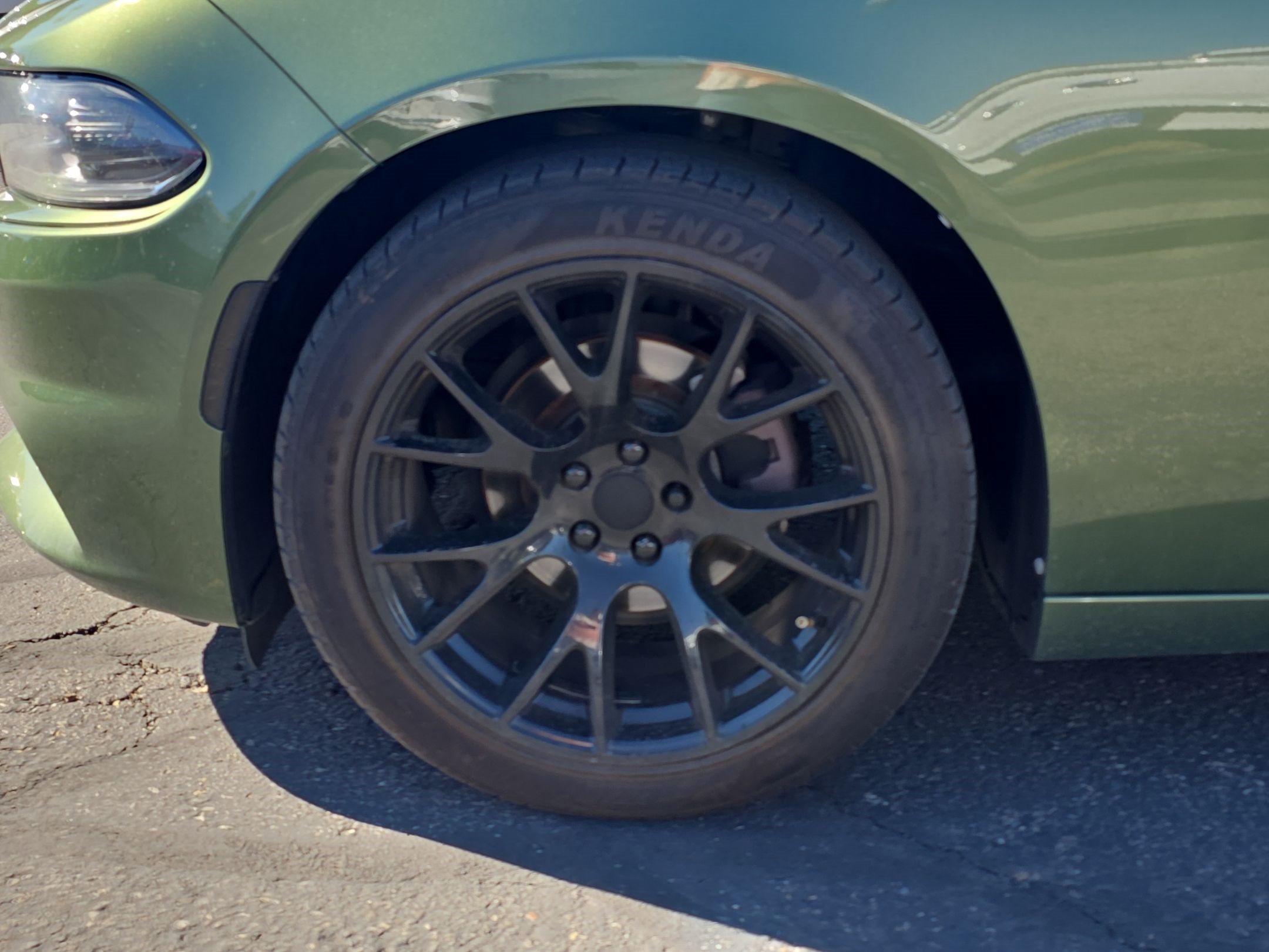 Used 2020 Dodge Charger SXT RWD image 13