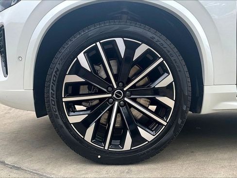 New 2026 Volvo XC90 T8 Ultra w/ Lounge Package AWD/4WD image 42