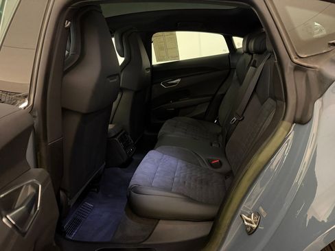 Used 2023 Audi e-tron GT Premium Plus image 13