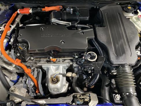 Used 2022 Honda Accord Sport image 11