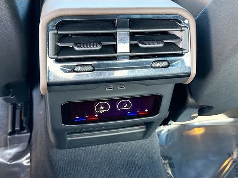 Used 2026 BMW 530i xDrive image 20