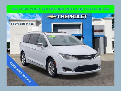 Used 2019 Chrysler Pacifica Limited w/ Advanced Safetytec Group