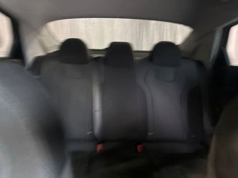 Used 2025 Hyundai Elantra SE w/ Cargo Package FWD image 18