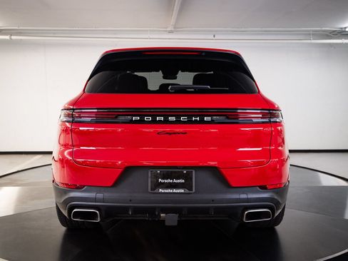 Certified 2026 Porsche Cayenne AWD/4WD image 6