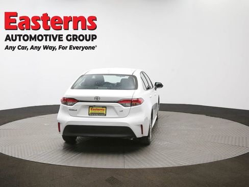 Used 2024 Toyota Corolla LE image 36