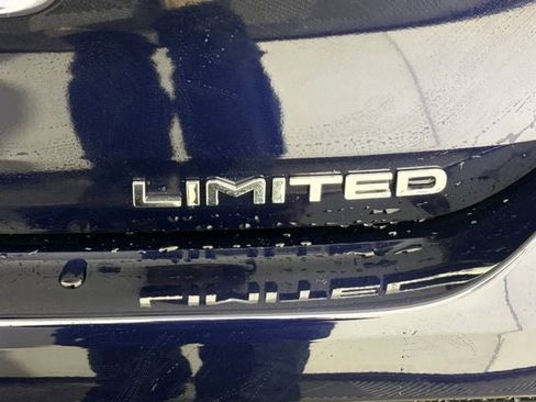 New 2026 Toyota Highlander Limited image 19