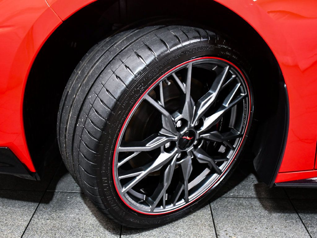 Used 2024 Chevrolet Corvette Stingray Premium Conv w/ Z51 Performance Package RWD image 9