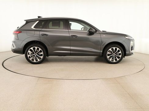 New 2026 Audi Q3 quattro 2.0T image 8