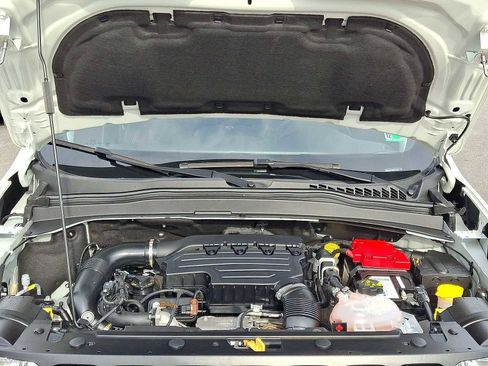 Used 2023 Jeep Renegade Altitude w/ Convenience Group I image 34