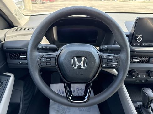 New 2025 Honda Accord SE image 19