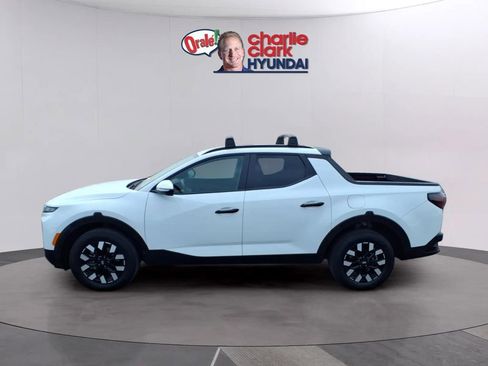 New 2026 Hyundai Santa Cruz SEL FWD image 2