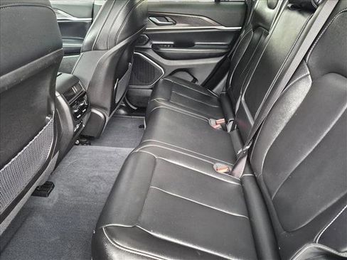 Used 2023 Jeep Grand Cherokee 4WD 4xe image 18