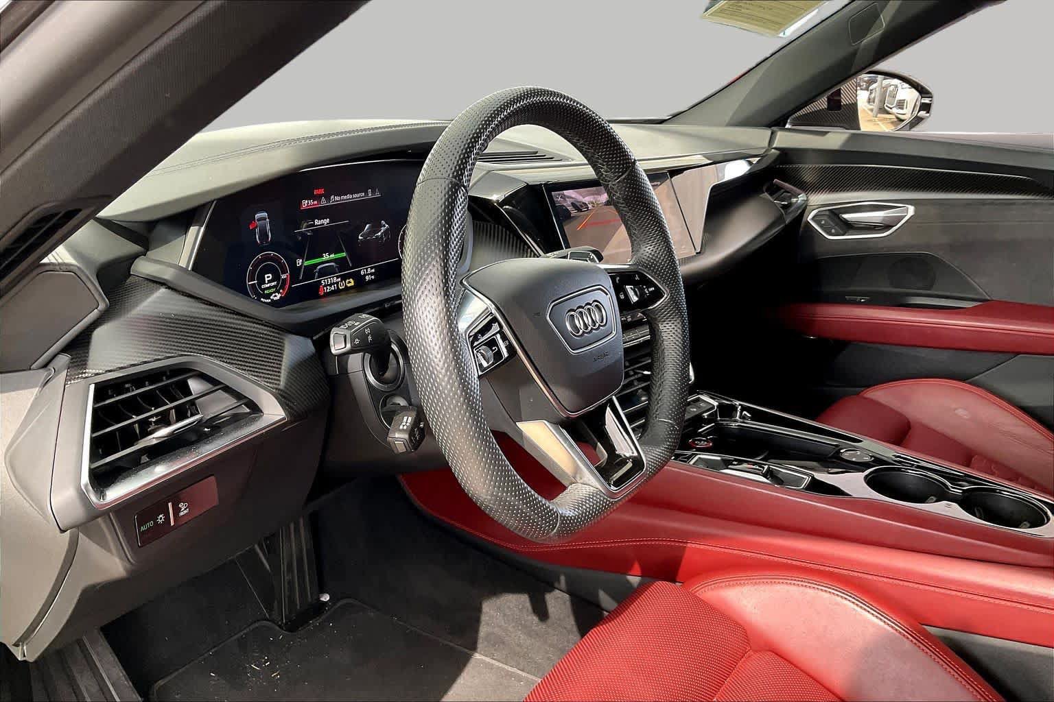 Used 2022 Audi e-tron GT Prestige w/ Prestige Package AWD/4WD image 17