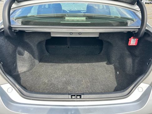 Used 2017 Toyota Camry SE FWD image 27