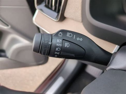 New 2026 Volvo XC90 B6 Plus image 19