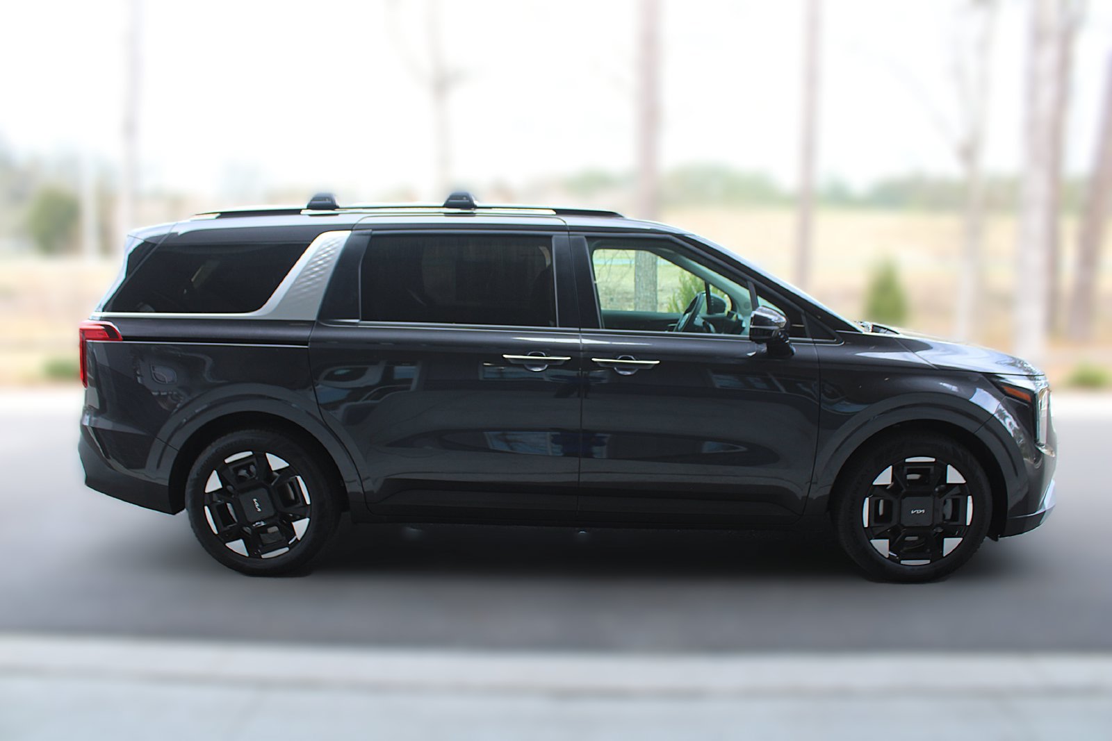 New 2026 Kia Carnival EX FWD image 16