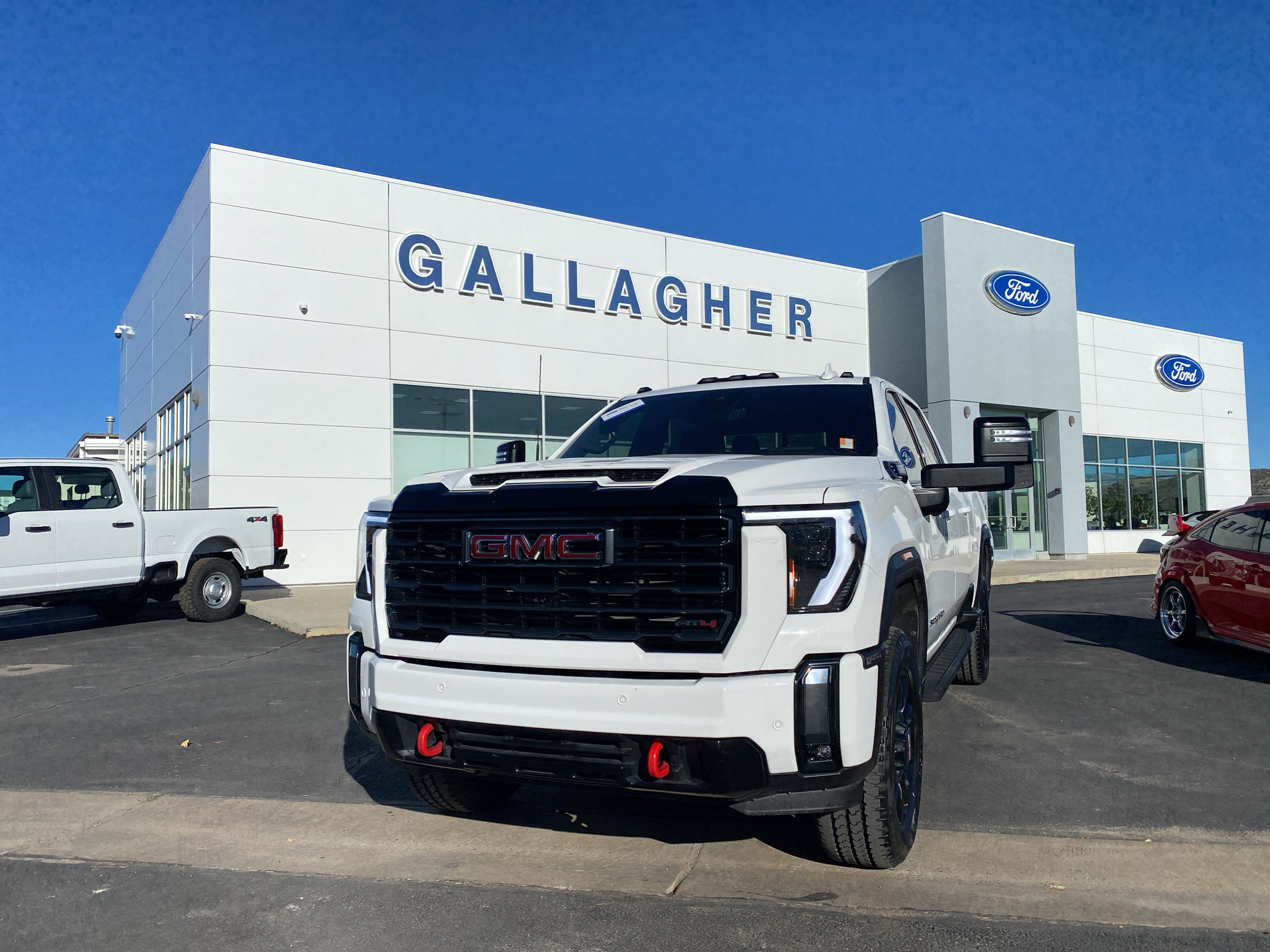 Used 2024 GMC Sierra 2500 AT4 w/ AT4 Premium Plus Package AWD/4WD image 20