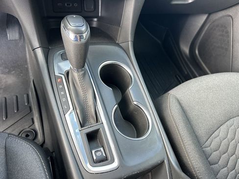 Used 2020 Chevrolet Equinox LT image 24