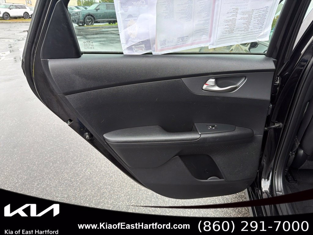 Used 2020 Kia Forte LXS FWD image 15