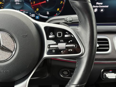 Used 2021 Mercedes-Benz GLE 350 4MATIC image 18