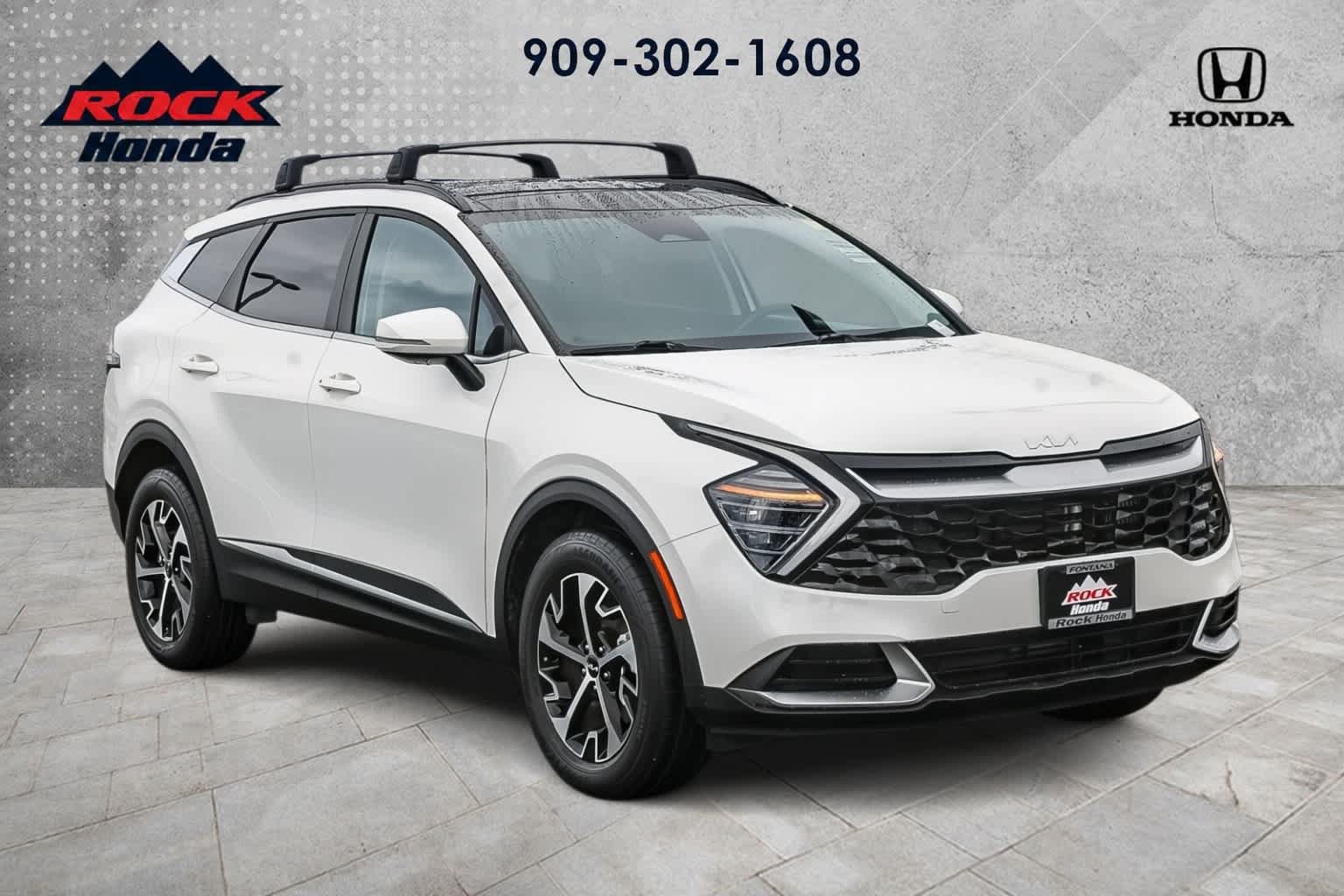 Used 2024 Kia Sportage EX w/ EX Premium Package AWD/4WD image 3