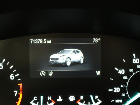 Used 2021 Ford Escape SE w/ Convenience Package FWD image 14