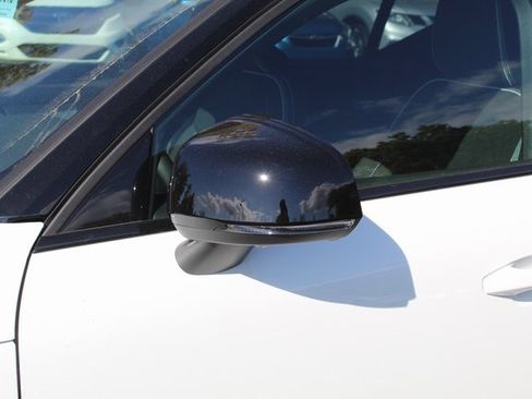 New 2026 Volvo XC40 B5 Ultra w/ Climate Package image 11