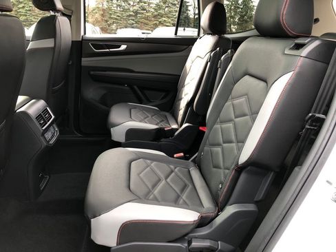 New 2026 Volkswagen Atlas Peak Edition AWD/4WD image 34