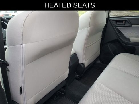 Used 2018 Subaru Forester 2.5i Premium w/ All-Weather Package image 10