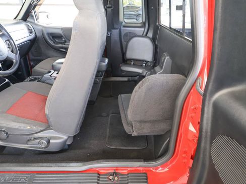 Used 2005 Ford Ranger FX4 AWD/4WD image 21
