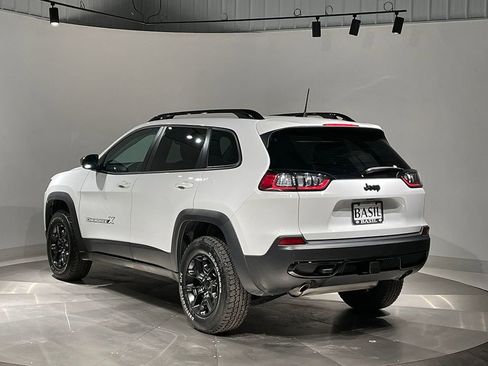 Used 2022 Jeep Cherokee Latitude w/ Trailer Tow Group image 13