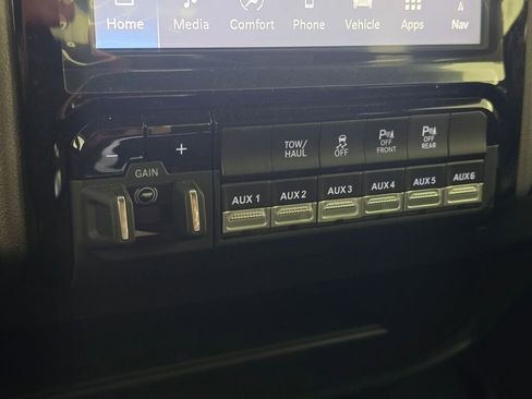 New 2026 RAM 2500 Big Horn AWD/4WD image 26