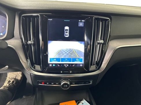 Used 2024 Volvo S60 B5 Core image 21