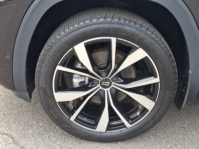 Used 2024 Volkswagen Atlas SEL Premium R-Line AWD/4WD image 28