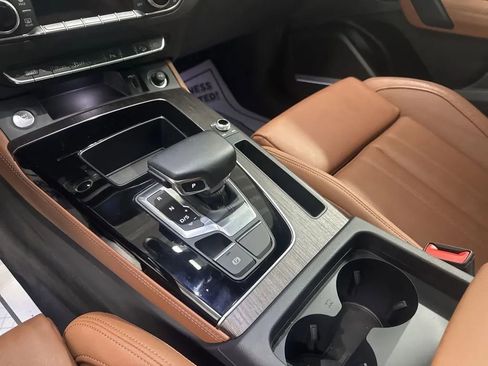 Used 2025 Audi Q5 2.0T Premium Plus image 19