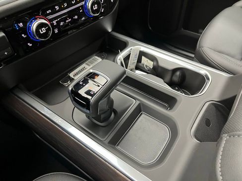 New 2026 GMC Sierra 1500 SLT w/ SLT Premium Package image 28