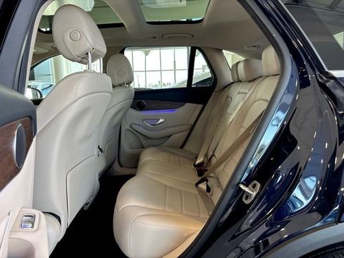 Used 2022 Mercedes-Benz GLC 300 image 19