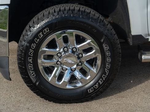 Used 2017 Chevrolet Silverado 2500 LT w/ LT Fleet Convenience Package image 10