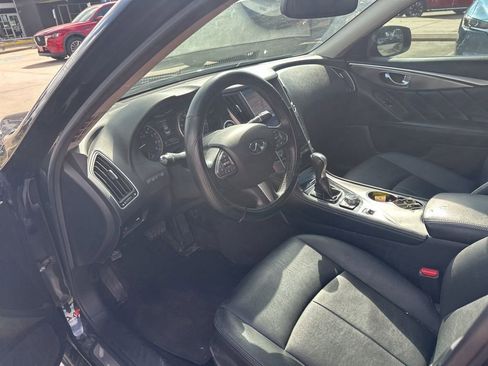 Used 2015 INFINITI Q50 Premium w/ Navigation Package RWD image 9