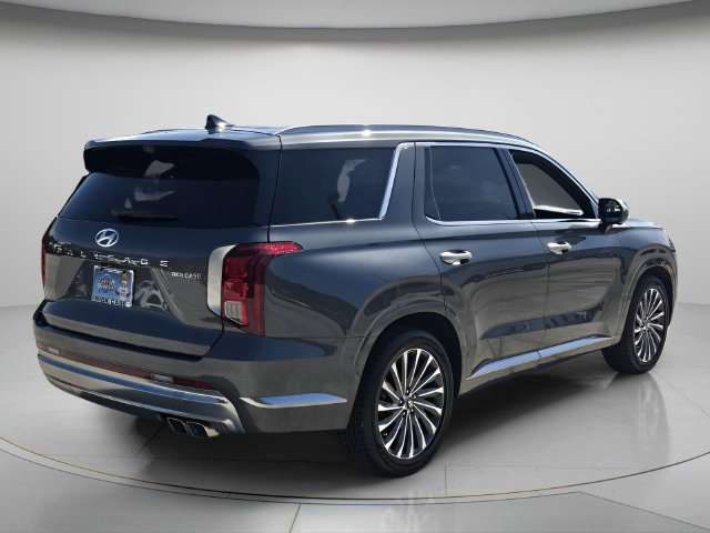 Used 2024 Hyundai Palisade Calligraphy FWD image 7