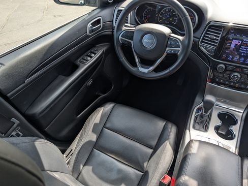 Used 2019 Jeep Grand Cherokee Limited w/ Luxury Group II image 9