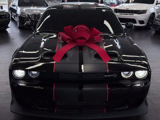 Used 2023 Dodge Challenger SRT Hellcat RWD image 21