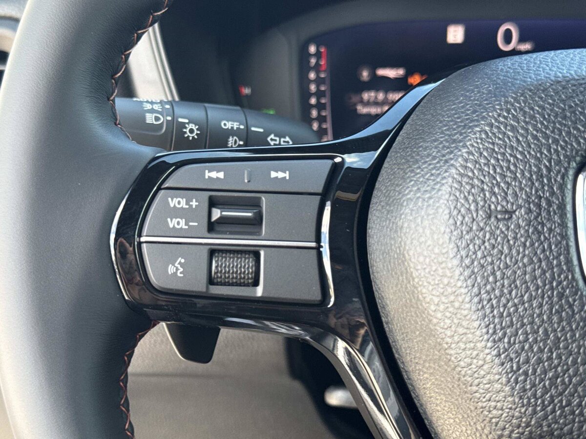 New 2026 Honda Pilot Sport image 29